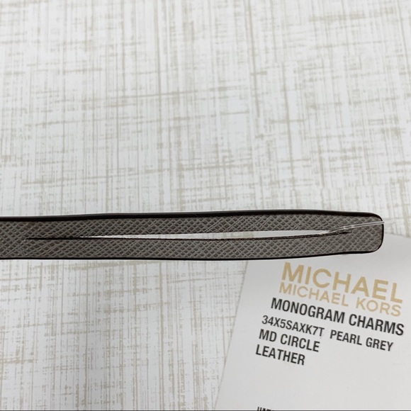 MICHAEL Michael Kors Monogram Charms Mid Circle - Picture 5 of 6